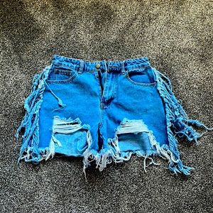 Distressed, high to low shorts
